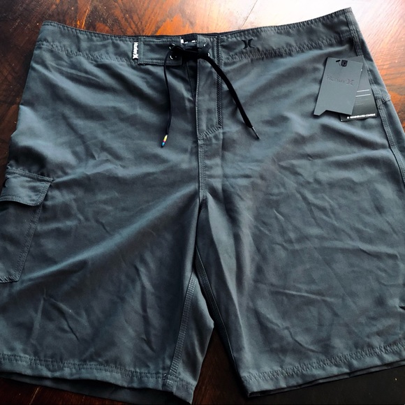 Hurley Other - Hurley NWT Mens Board/Swim Shorts Size 38